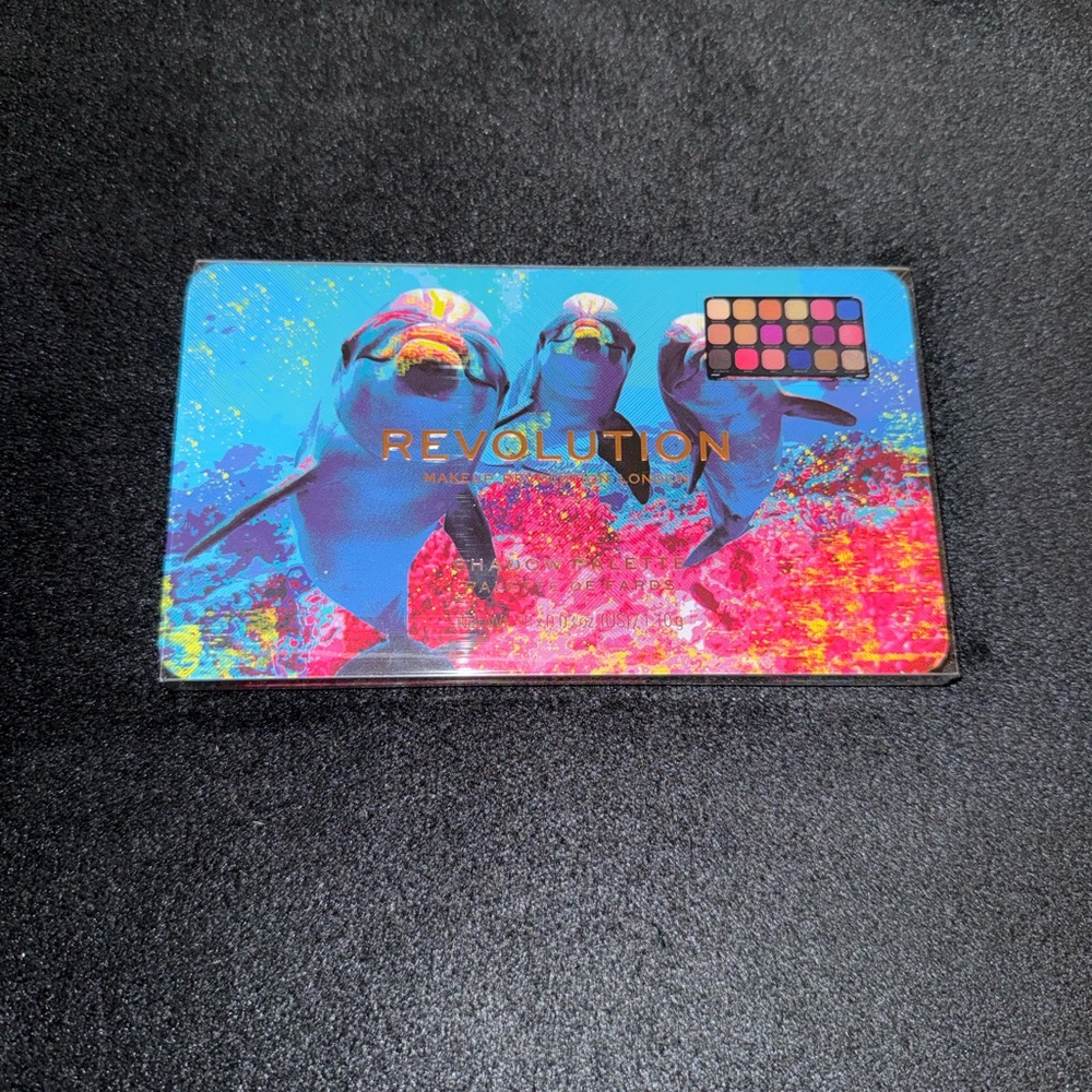 Revolution Dolphin Design Eyeshadow Palette